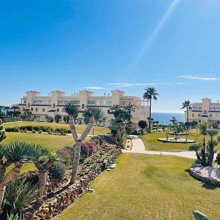 El Faro La Cala Gorgeous 2 Bedroom Apartment With Stunning Gardens, Pools And Sea Views מראה חיצוני תמונה