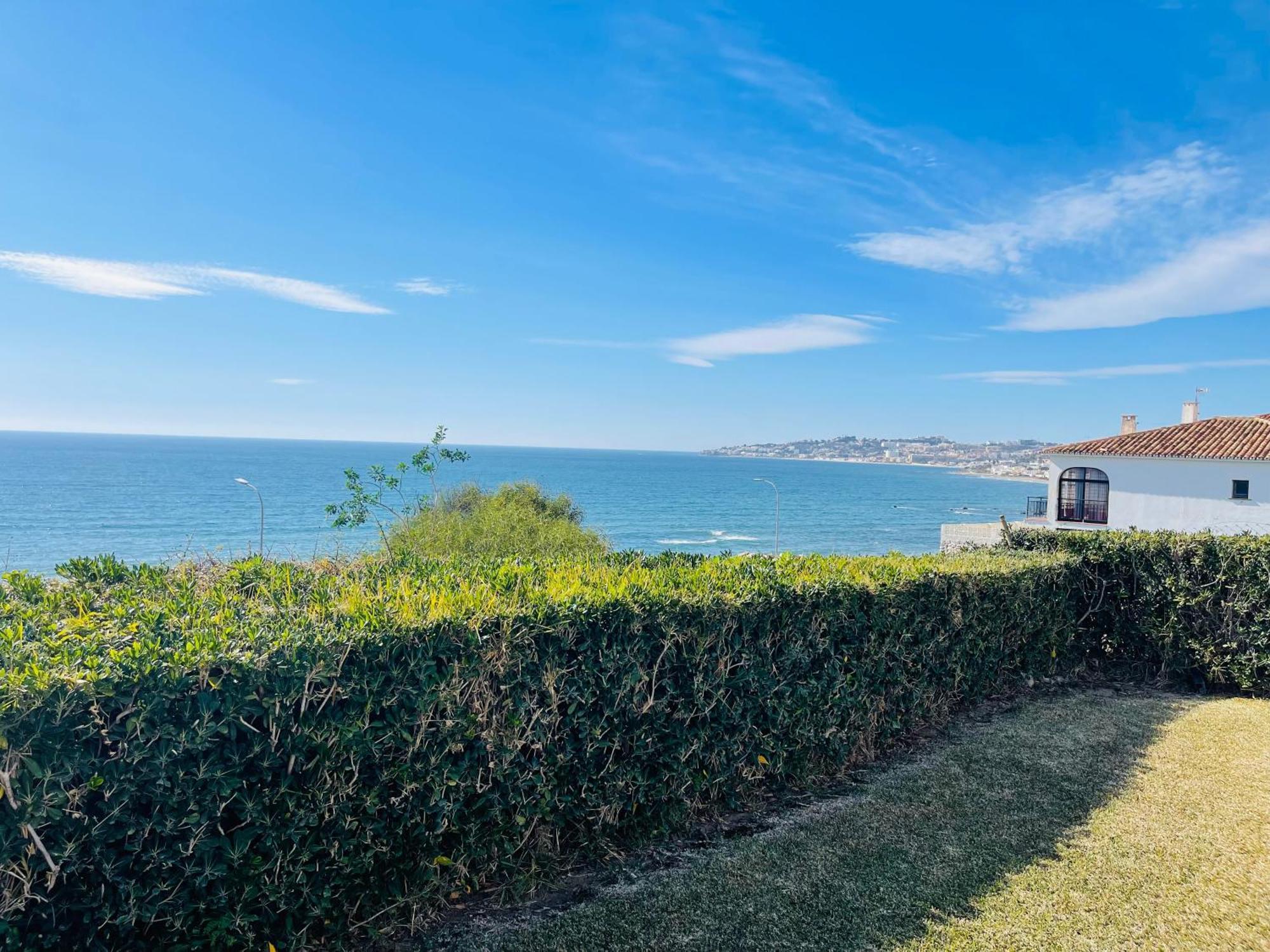 El Faro La Cala Gorgeous 2 Bedroom Apartment With Stunning Gardens, Pools And Sea Views מראה חיצוני תמונה