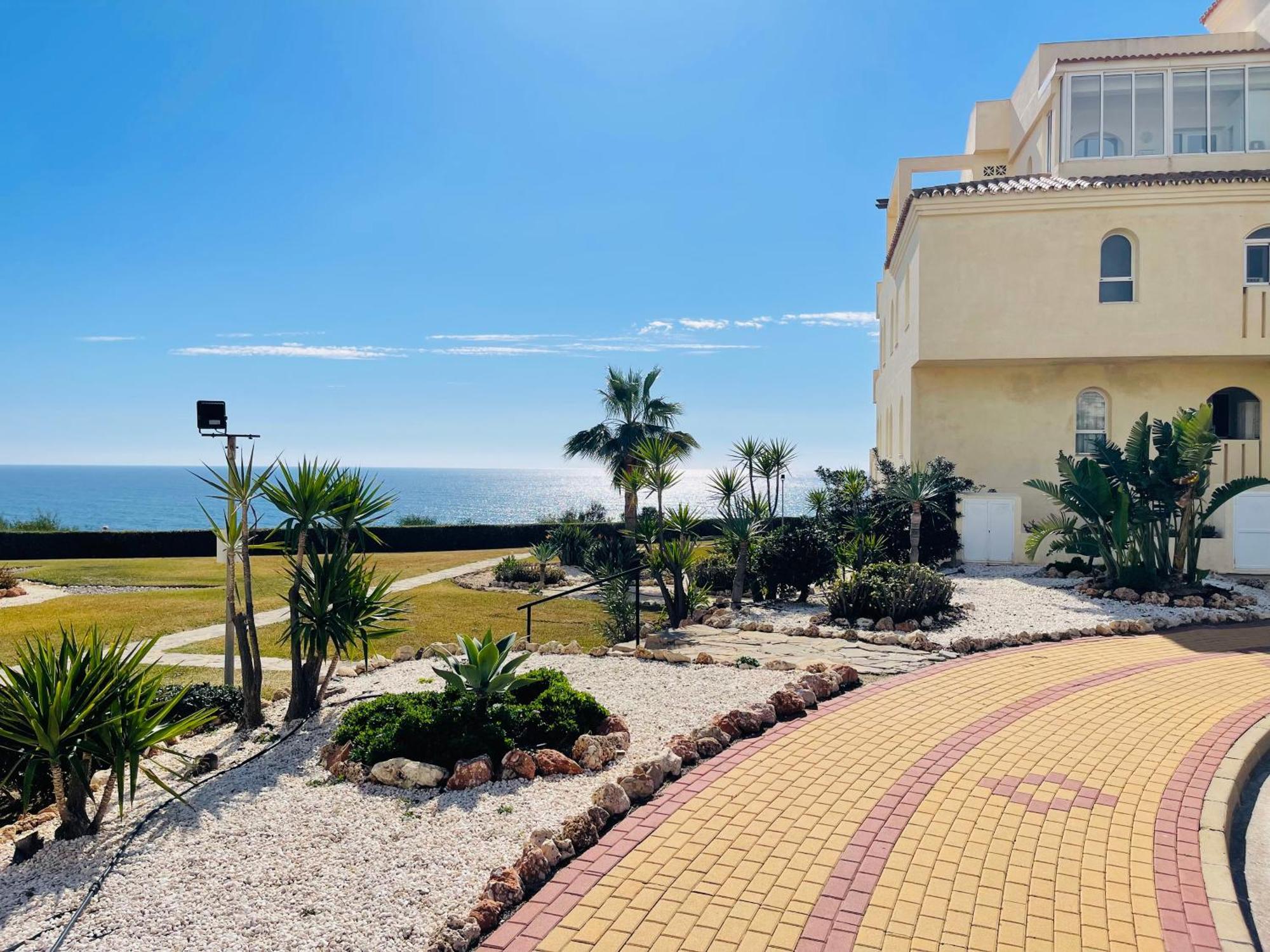 El Faro La Cala Gorgeous 2 Bedroom Apartment With Stunning Gardens, Pools And Sea Views מראה חיצוני תמונה