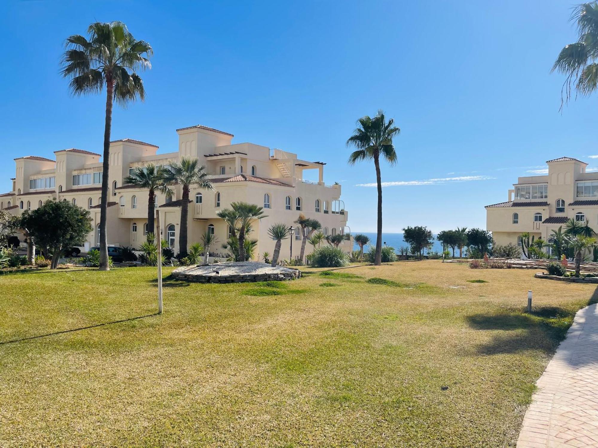 El Faro La Cala Gorgeous 2 Bedroom Apartment With Stunning Gardens, Pools And Sea Views מראה חיצוני תמונה