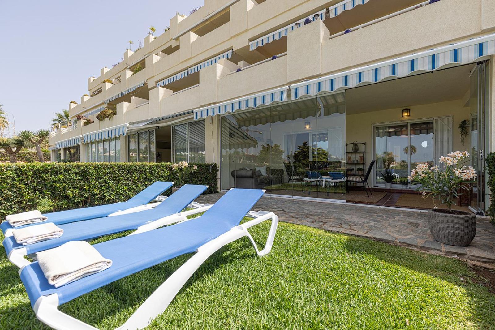 El Faro La Cala Gorgeous 2 Bedroom Apartment With Stunning Gardens, Pools And Sea Views מראה חיצוני תמונה