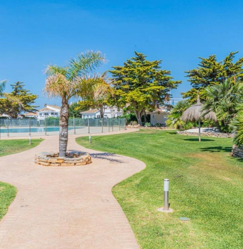 El Faro La Cala Gorgeous 2 Bedroom Apartment With Stunning Gardens, Pools And Sea Views מראה חיצוני תמונה